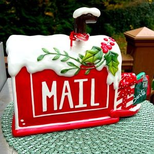 NWT Blue Sky Clayworks mailbox, ceramic figurine.